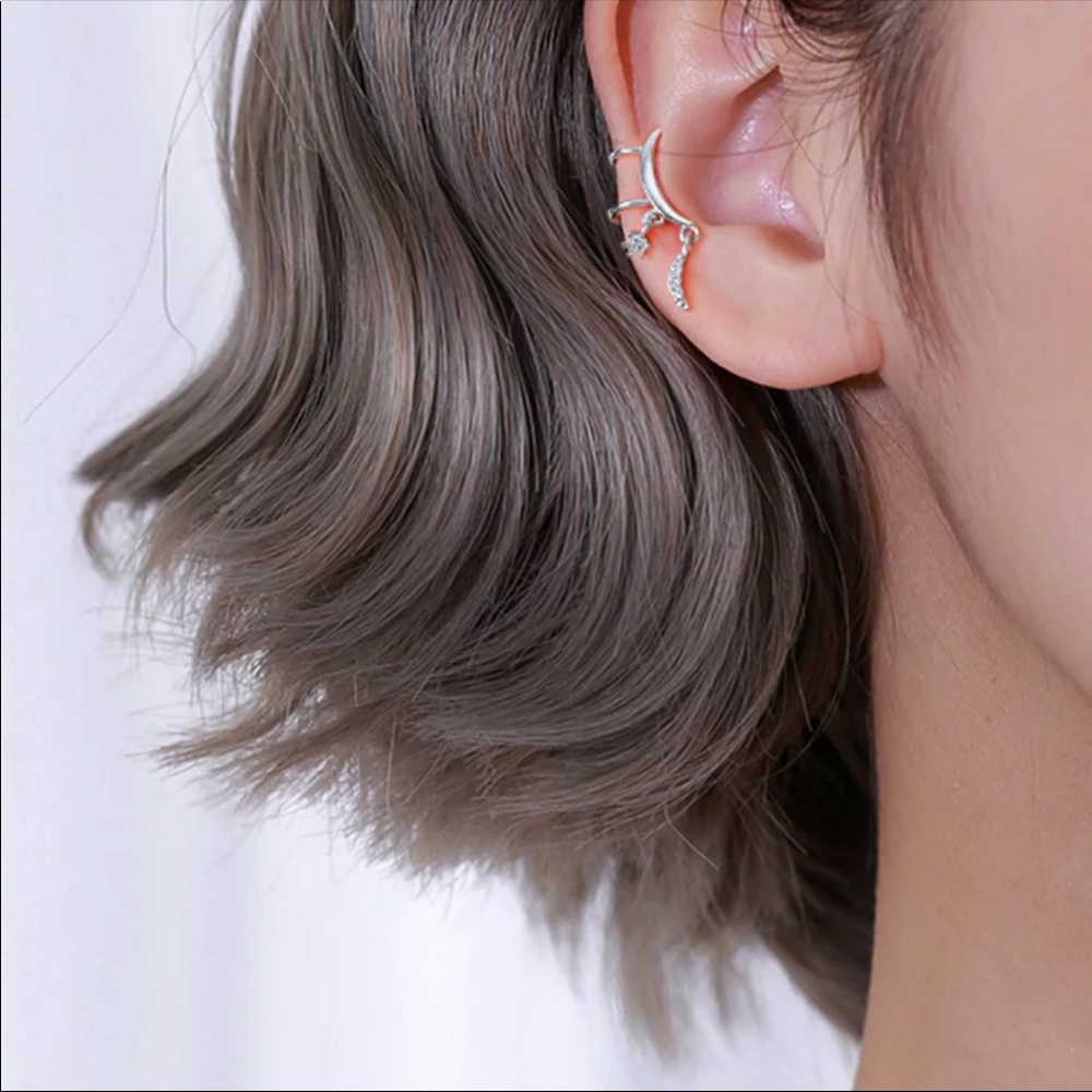 • Khloe • Dainty Moon Ear Cuff